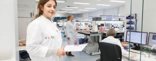 De balie waar de materialen afgegeven kunnen worden